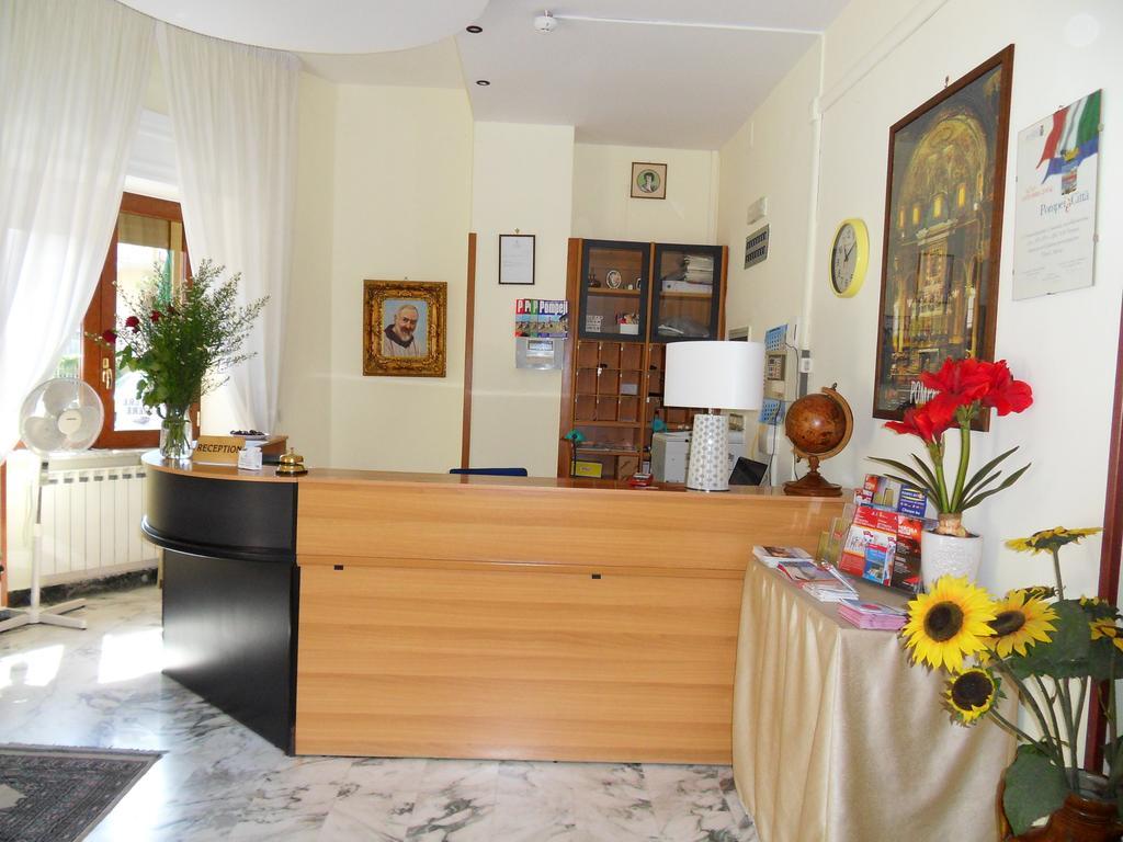 Hotel Astoria Pompeji Eksteriør billede
